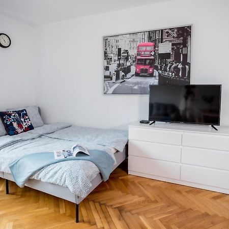 Superapart Plac Dabrowskiego 12 Варшава Экстерьер фото